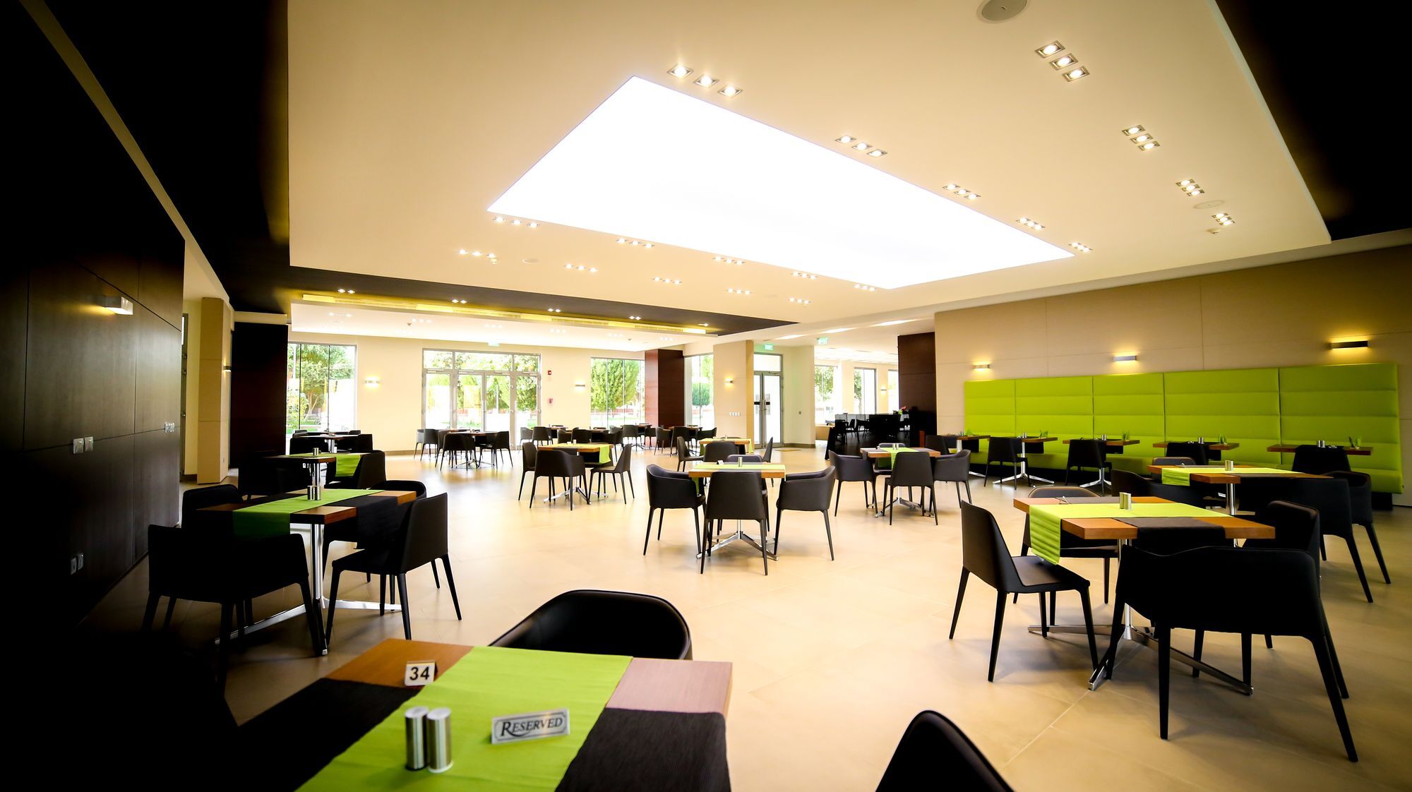 M Executive Residence & Boutique Hotel - Adults Only Al-Chubar Zewnętrze zdjęcie