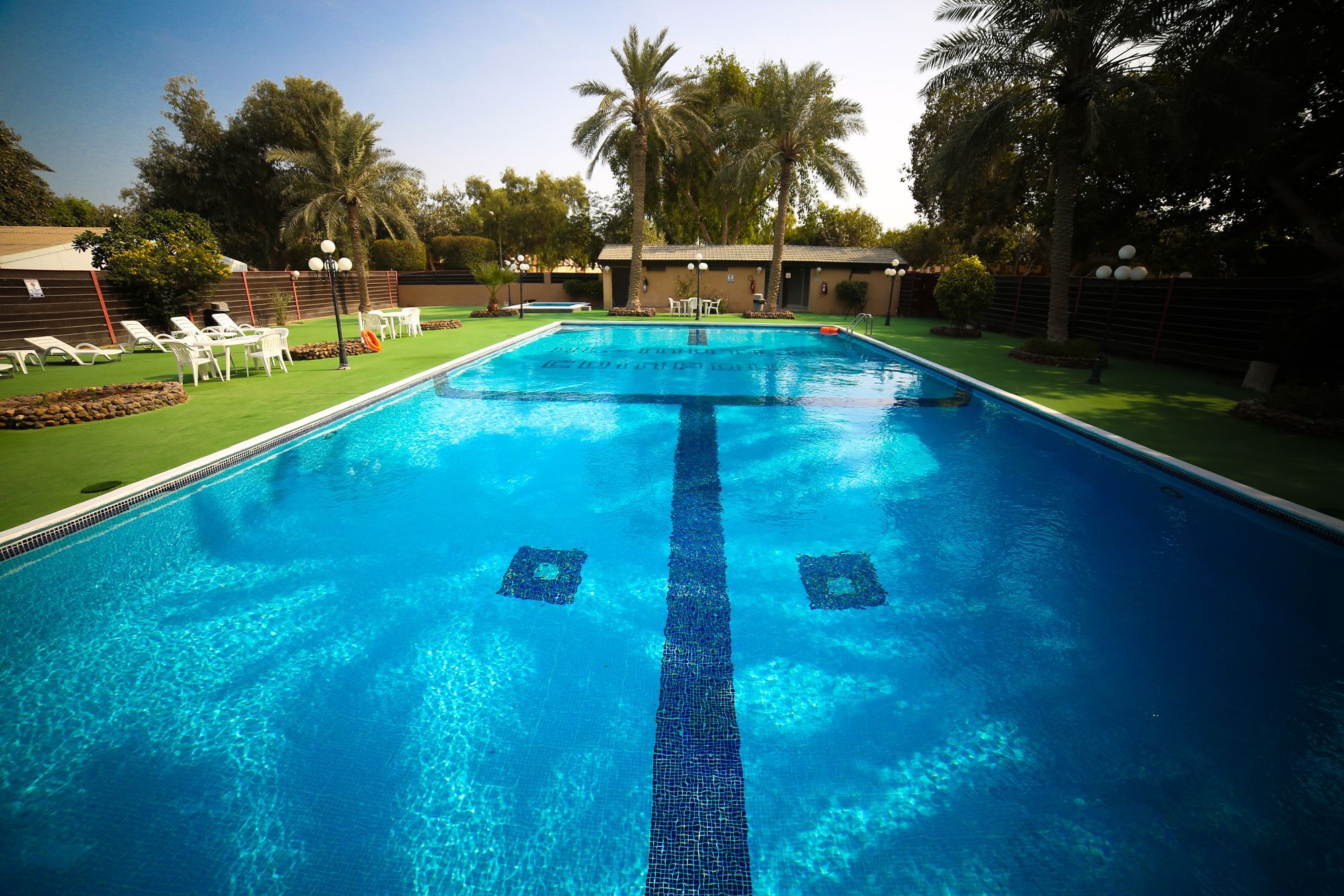 M Executive Residence & Boutique Hotel - Adults Only Al-Chubar Zewnętrze zdjęcie